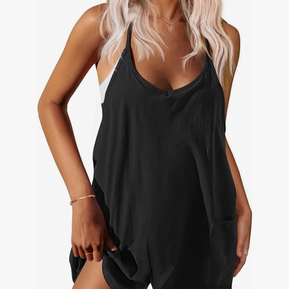 Black Sleeveless Dress with Pockets